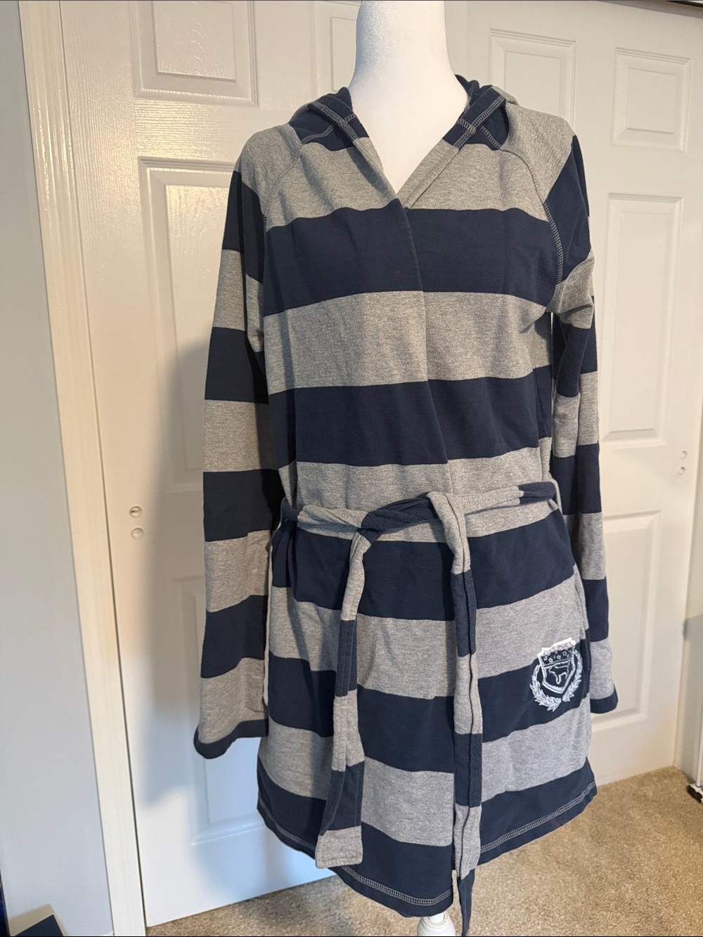 Victoria Secret PINK Striped Hooded Robe with 'Hello Sleepyhead' Graphic - Picture 2 of 5